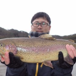 フィッシングレイクたかみや 釣果