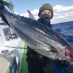 丸万釣船 釣果