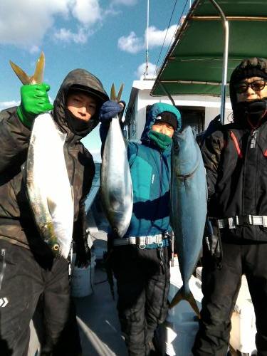 ファイヤードルフィン 釣果