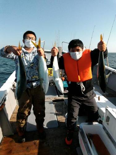 ファイヤードルフィン 釣果