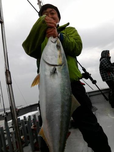 ファイヤードルフィン 釣果