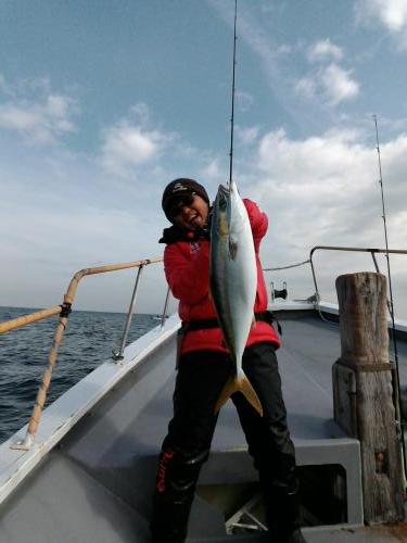 ファイヤードルフィン 釣果