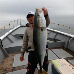 ファイヤードルフィン 釣果