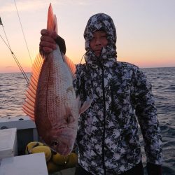 エンペラー 釣果