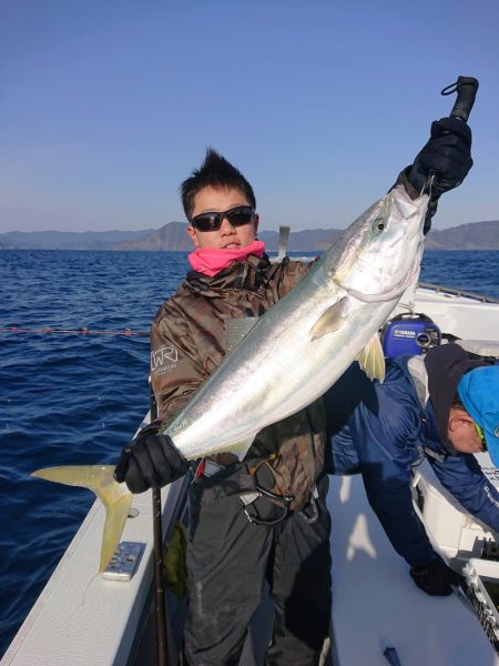 エンペラー 釣果