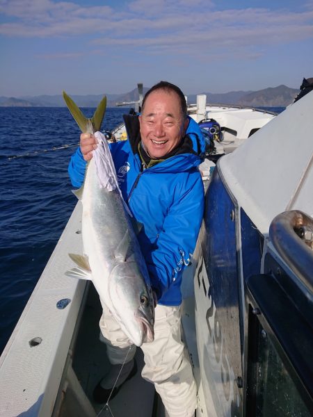 エンペラー 釣果