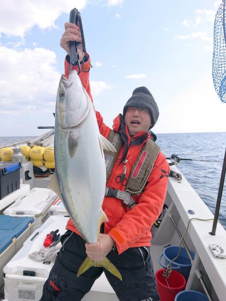 エンペラー 釣果