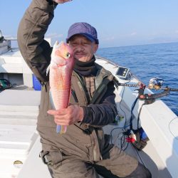 エンペラー 釣果