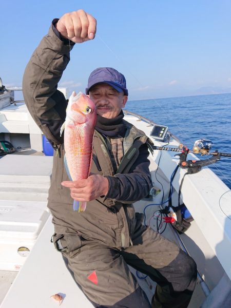 エンペラー 釣果