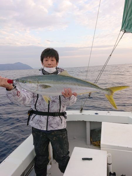 エンペラー 釣果