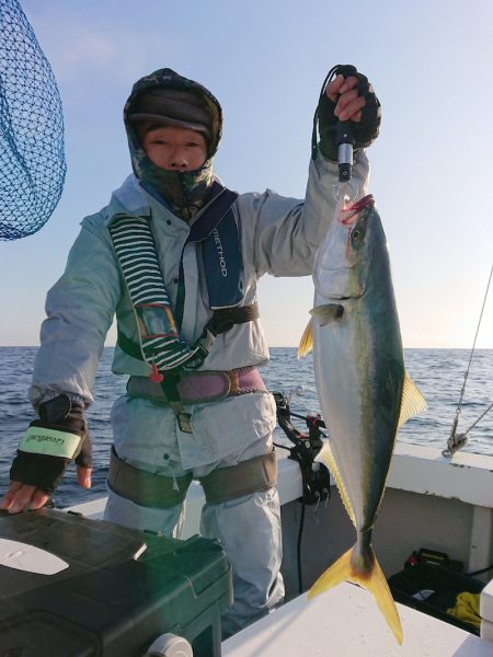 エンペラー 釣果