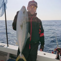 エンペラー 釣果