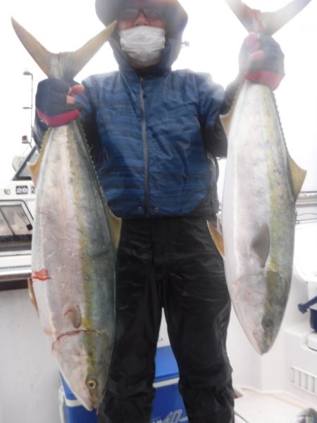 ＪＤＩ　Ｒａｃｉｎｇ　シールズマリンレジャー 釣果