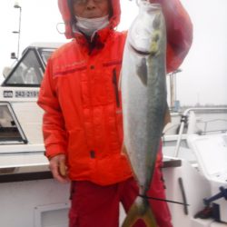 ＪＤＩ　Ｒａｃｉｎｇ　シールズマリンレジャー 釣果