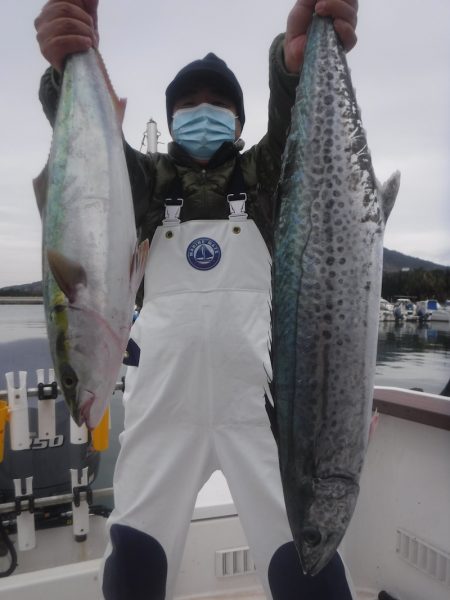 ＪＤＩ　Ｒａｃｉｎｇ　シールズマリンレジャー 釣果