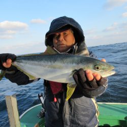 真祐丸 （しんゆうまる） 釣果