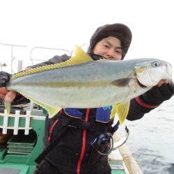 真祐丸 (しんゆうまる) 釣果