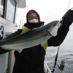 真祐丸 (しんゆうまる) 釣果