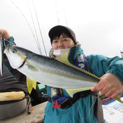 真祐丸 (しんゆうまる) 釣果