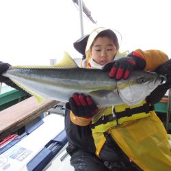 真祐丸 (しんゆうまる) 釣果