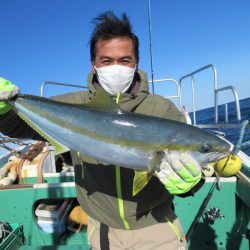 真祐丸 (しんゆうまる) 釣果