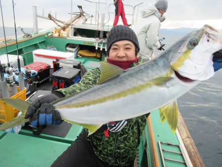 真祐丸 (しんゆうまる) 釣果