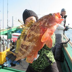 真祐丸 (しんゆうまる) 釣果