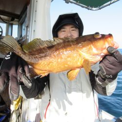 真祐丸 (しんゆうまる) 釣果