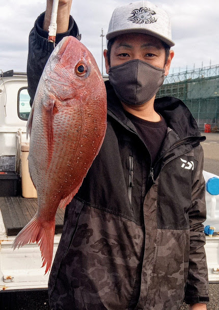 康仁丸・ジギング釣り果