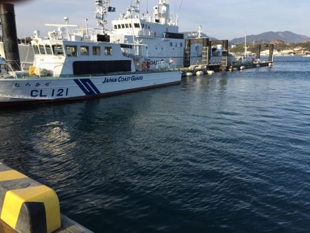 尺アジ2匹、ヒイラギ2匹