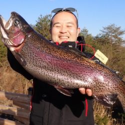 フィッシングレイクたかみや 釣果