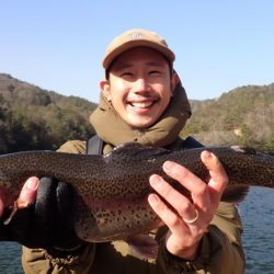 フィッシングレイクたかみや 釣果