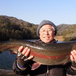 フィッシングレイクたかみや 釣果