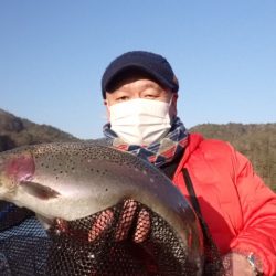 フィッシングレイクたかみや 釣果