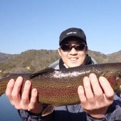 フィッシングレイクたかみや 釣果