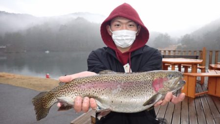 フィッシングレイクたかみや 釣果