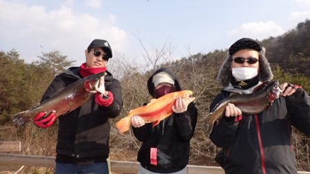 フィッシングレイクたかみや 釣果