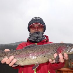 フィッシングレイクたかみや 釣果