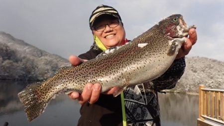 フィッシングレイクたかみや 釣果