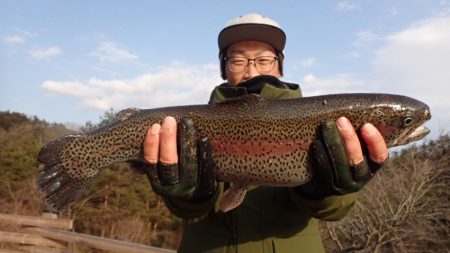 フィッシングレイクたかみや 釣果