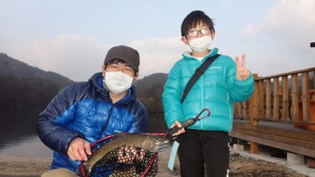 フィッシングレイクたかみや 釣果