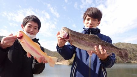 フィッシングレイクたかみや 釣果