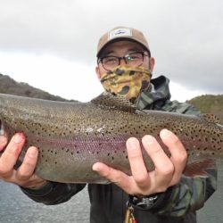 フィッシングレイクたかみや 釣果