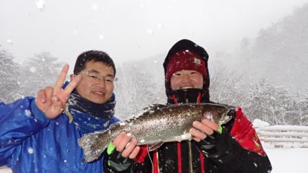 フィッシングレイクたかみや 釣果