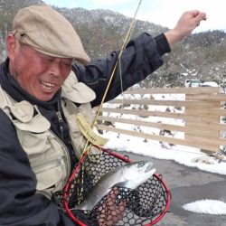 フィッシングレイクたかみや 釣果