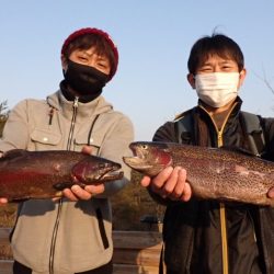 フィッシングレイクたかみや 釣果