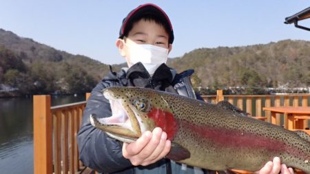 フィッシングレイクたかみや 釣果