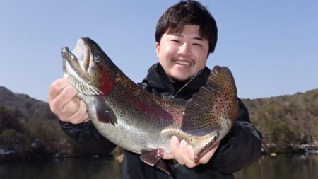 フィッシングレイクたかみや 釣果