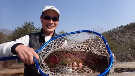 フィッシングレイクたかみや 釣果
