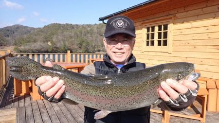 フィッシングレイクたかみや 釣果